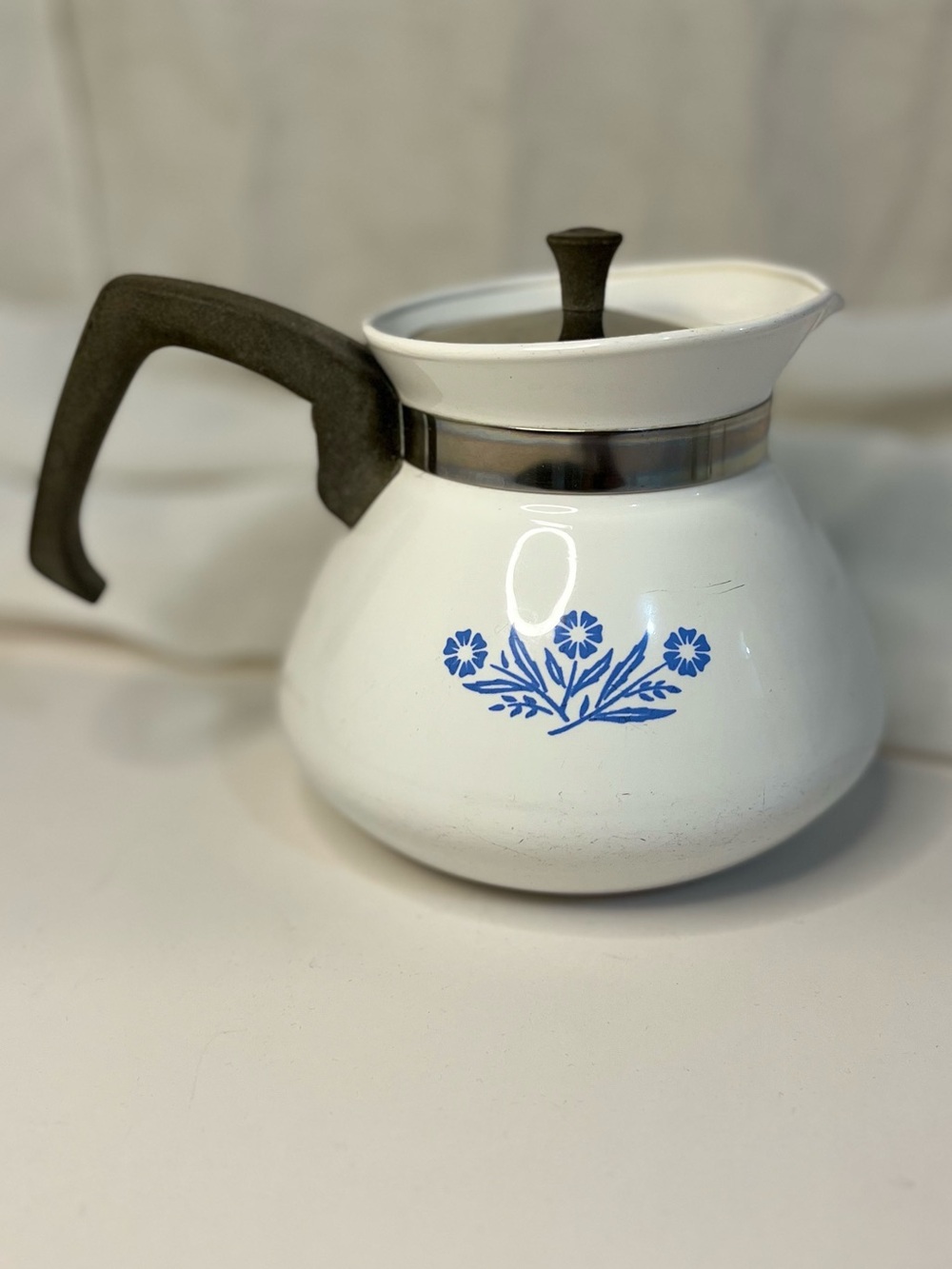Corning Ware 6 Cup CorningWare Teapot Blue White Cornflower Vintage